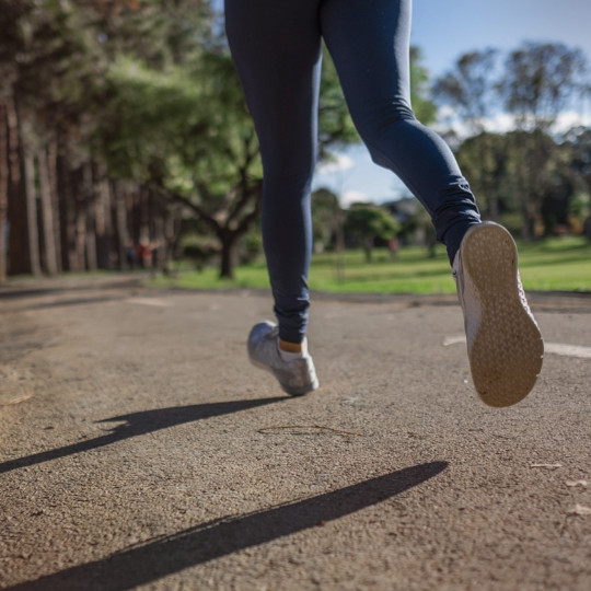 image-of-a-boy-jogging-on-a-sunny-day-as-a-part-of-ayurvedic-lifestyle-suggested-by-experts Photo of a boy jogging as a part of solving uninterest in studies problem as suggested by ayurvedic experts.